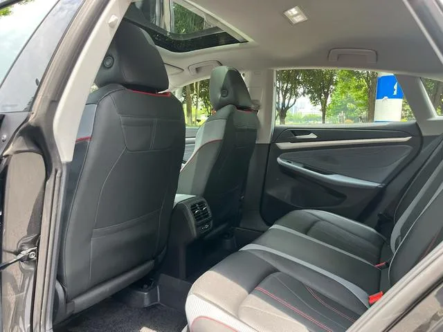 Volkswagen Lamando 2024 Lamando L 280TSI DSG Versión picante deslumbrante interior foto 9 Volkswagen Lamando 2024 Lamando L 280TSI DSG Versión picante deslumbrante interior foto 9