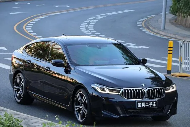BMW 6 Series GT 2022 630i M Спортивный костюм экстерьер фото 3 BMW 6 Series GT 2022 630i M Спортивный костюм экстерьер фото 3