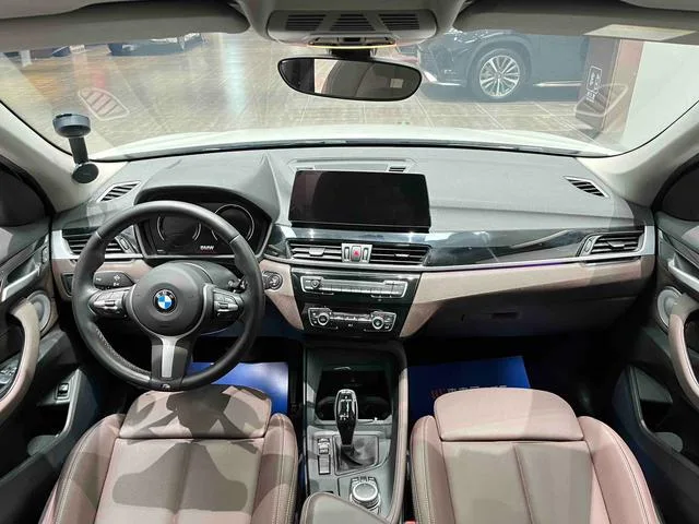 BMW X1 2021 sDrive25Li Líder exterior foto 7 BMW X1 2021 sDrive25Li Líder exterior foto 7