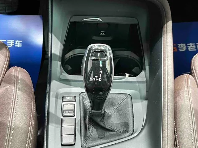 BMW X1 2021 sDrive25Li Líder interior foto 14 BMW X1 2021 sDrive25Li Líder interior foto 14