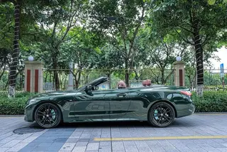 BMW 4 Series 2022 425i Capa abierta M Traje nocturno deportivo Yao exterior foto 4