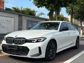 BMW 3 Series 2023 325Li M Traje nocturno deportivo Yao