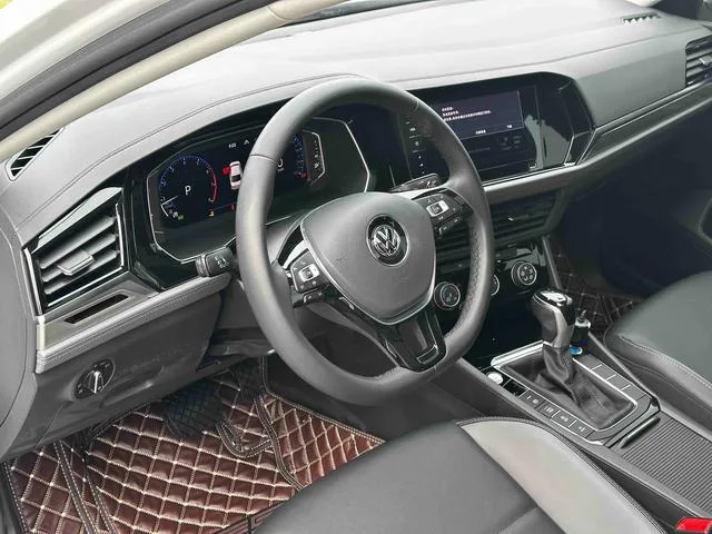 Volkswagen Sagitar 2022 280TSI DSG Versión volada exterior foto 6
