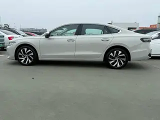 Volkswagen Passat 2025 Pro 300TSI Edición Long Yao exterior foto 4