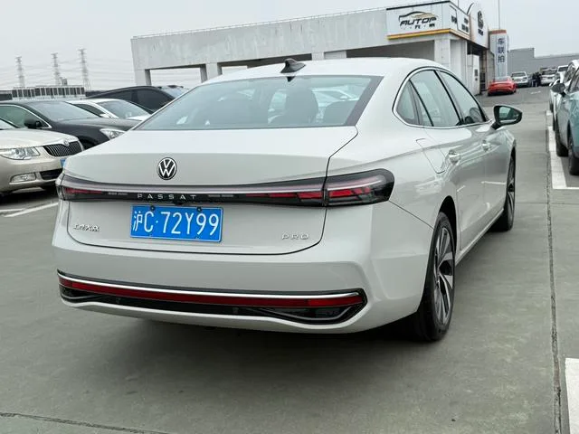 Volkswagen Passat 2025 Pro 300TSI Edición Long Yao interior foto 11