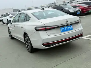 Volkswagen Passat 2025 Pro 300TSI Edición Long Yao interior foto 13
