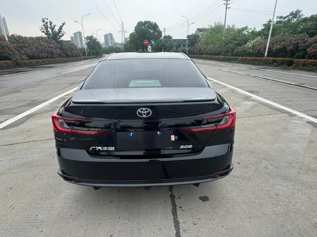 Toyota Camry 2024 2.0S Sports version interior photo 13 Toyota Camry 2024 2.0S Sports version interior photo 13