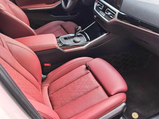 BMW 3 Series 2022 320Li M Sports suit exterior photo 6