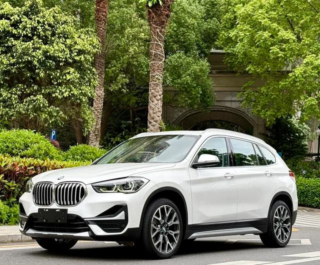 BMW X1 2022 Reforma xDrive25Li Tipo de lujo exterior foto 1 BMW X1 2022 Reforma xDrive25Li Tipo de lujo exterior foto 1