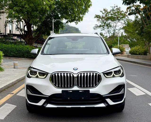 BMW X1 2022 Reforma xDrive25Li Tipo de lujo exterior foto 2 BMW X1 2022 Reforma xDrive25Li Tipo de lujo exterior foto 2