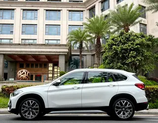 BMW X1 2022 Reforma xDrive25Li Tipo de lujo exterior foto 4 BMW X1 2022 Reforma xDrive25Li Tipo de lujo exterior foto 4