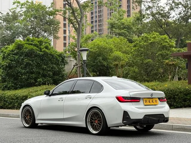 BMW 3 Series 2023 325Li M Sports Night Suit exterior photo 4 BMW 3 Series 2023 325Li M Sports Night Suit exterior photo 4