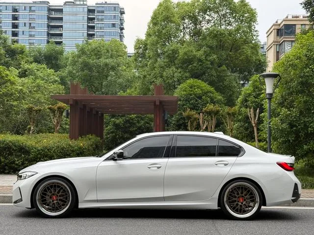 BMW 3 Series 2023 325Li M Sports Night Suit exterior photo 7 BMW 3 Series 2023 325Li M Sports Night Suit exterior photo 7