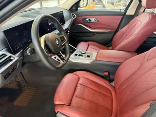 BMW 3 Series 2025 330Li M Traje nocturno deportivo Yao interior foto 9