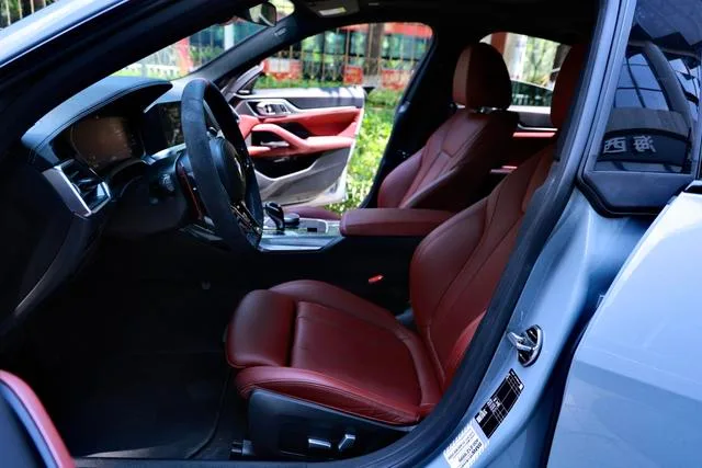 BMW 4 Series 2022 430i Gran Coupe M Sports Night Suit interior photo 8 BMW 4 Series 2022 430i Gran Coupe M Sports Night Suit interior photo 8