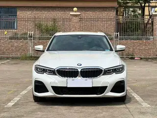 BMW 3 Series 2022 325Li M Conjunto deportivo exterior foto 2