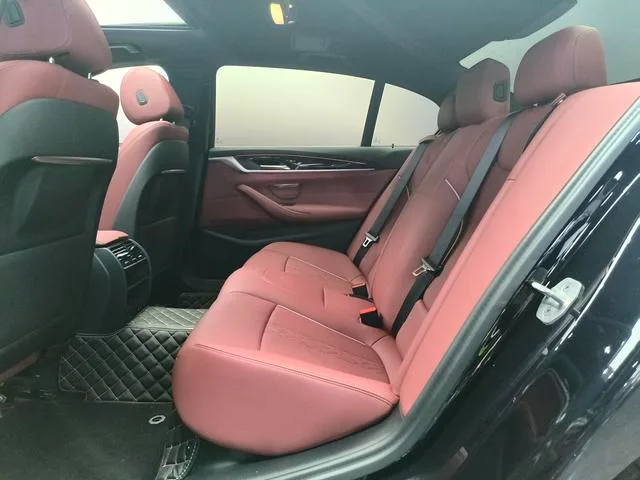 BMW 5 Series 2022 Second change 525Li M Sports suit exterior photo 5 BMW 5 Series 2022 Second change 525Li M Sports suit exterior photo 5
