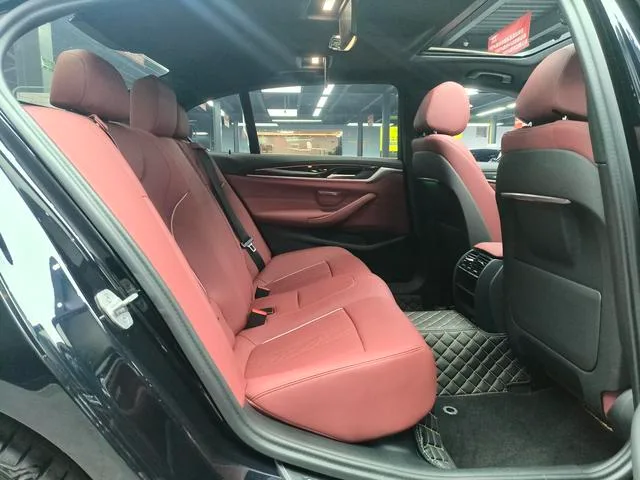 BMW 5 Series 2022 Second change 525Li M Sports suit exterior photo 6 BMW 5 Series 2022 Second change 525Li M Sports suit exterior photo 6