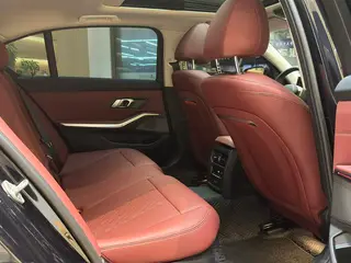 BMW 3 Series 2025 325Li M Sports suit interior photo 15 BMW 3 Series 2025 325Li M Sports suit interior photo 15