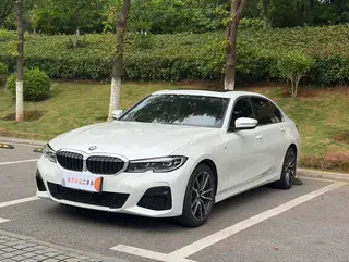 BMW 3 Series 2022 320Li M Спортивный костюм