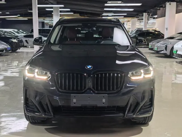 BMW X3 2023 xDrive30i Líder M Traje de noche Yao exterior foto 3 BMW X3 2023 xDrive30i Líder M Traje de noche Yao exterior foto 3