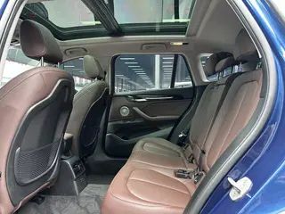 BMW X1 2022 sDrive25Li Leading Type interior photo 8 BMW X1 2022 sDrive25Li Leading Type interior photo 8