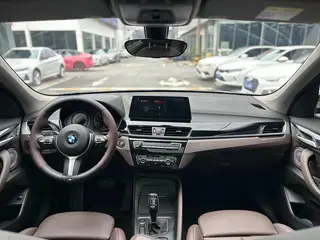 BMW X1 2022 sDrive25Li Leading Type interior photo 11 BMW X1 2022 sDrive25Li Leading Type interior photo 11