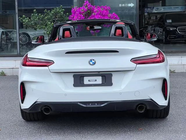 BMW Z4 2022 sDrive 25i M Conjunto deportivo interior foto 8 BMW Z4 2022 sDrive 25i M Conjunto deportivo interior foto 8