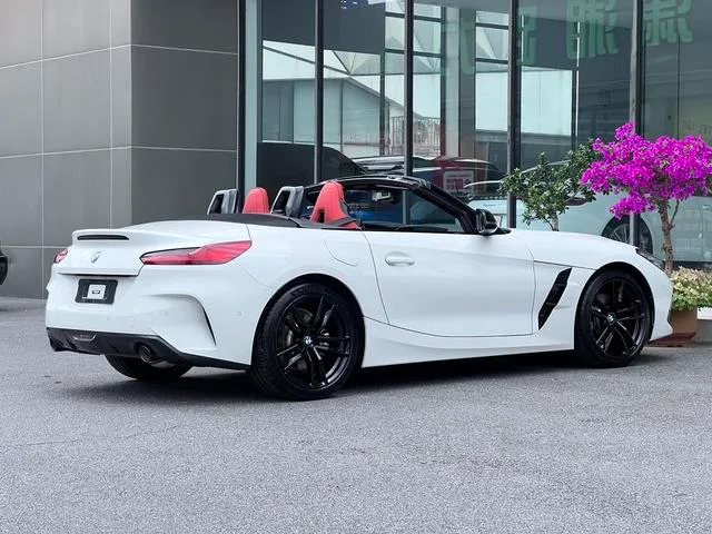 BMW Z4 2022 sDrive 25i M Conjunto deportivo interior foto 9 BMW Z4 2022 sDrive 25i M Conjunto deportivo interior foto 9