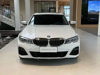 BMW 3 Series 2022 320Li M Sports suit exterior photo 5