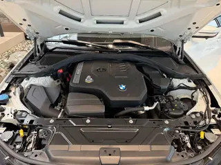 BMW 3 Series 2022 320Li M Sports suit interior photo 15