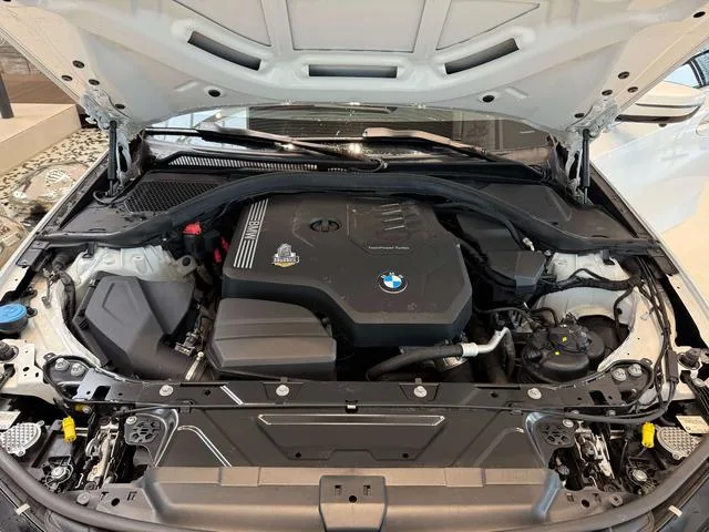 BMW 3 Series 2022 320Li M Sports suit interior photo 15