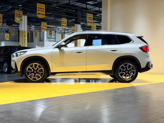 BMW X1 2023 sDrive25Li X Design Suit exterior photo 4 BMW X1 2023 sDrive25Li X Design Suit exterior photo 4