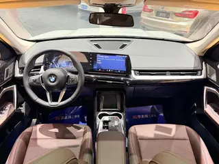 BMW X1 2023 sDrive25Li X Design Suit interior photo 13 BMW X1 2023 sDrive25Li X Design Suit interior photo 13