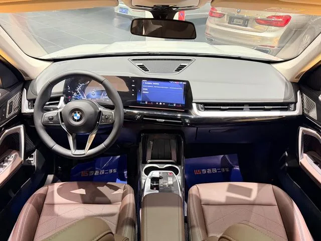 BMW X1 2023 sDrive25Li X Design Suit interior photo 13 BMW X1 2023 sDrive25Li X Design Suit interior photo 13