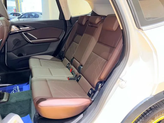 BMW X1 2023 sDrive25Li X Design Suit interior photo 15 BMW X1 2023 sDrive25Li X Design Suit interior photo 15