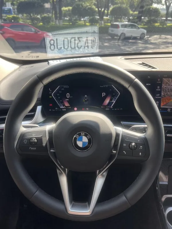 BMW X1 2025 sDrive25Li X Design Suit exterior photo 10 BMW X1 2025 sDrive25Li X Design Suit exterior photo 10