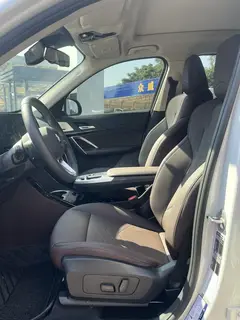 BMW X1 2025 sDrive25Li X Design Suit interior photo 17 BMW X1 2025 sDrive25Li X Design Suit interior photo 17