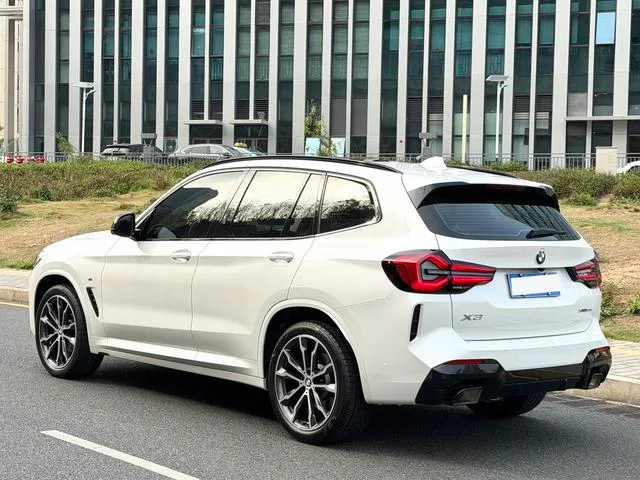 BMW X3 2023 xDrive30i Líder M Traje de noche Yao exterior foto 7 BMW X3 2023 xDrive30i Líder M Traje de noche Yao exterior foto 7