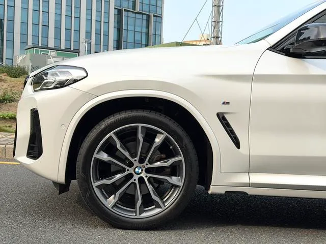 BMW X3 2023 xDrive30i Líder M Traje de noche Yao interior foto 18 BMW X3 2023 xDrive30i Líder M Traje de noche Yao interior foto 18