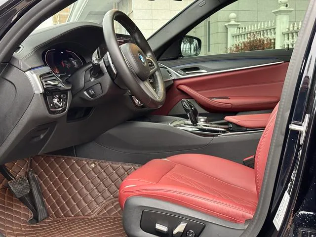 BMW 5 Series 2022 530Li Leading Type M Sports suit exterior photo 4 BMW 5 Series 2022 530Li Leading Type M Sports suit exterior photo 4