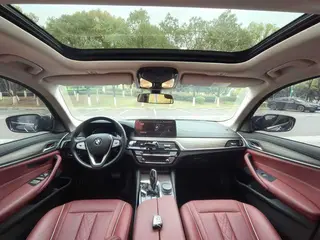 BMW 5 Series 2023 530Li Leading Type Luxury Set interior photo 17 BMW 5 Series 2023 530Li Leading Type Luxury Set interior photo 17