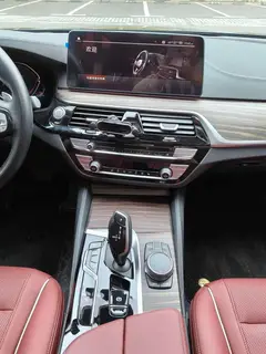 BMW 5 Series 2023 530Li Leading Type Luxury Set interior photo 18 BMW 5 Series 2023 530Li Leading Type Luxury Set interior photo 18
