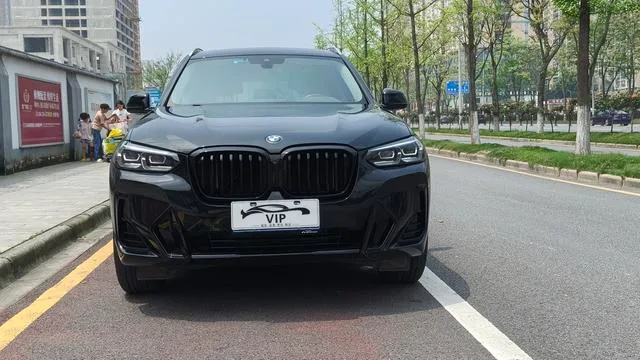 BMW X3 2022 xDrive25i M Conjunto deportivo exterior foto 3 BMW X3 2022 xDrive25i M Conjunto deportivo exterior foto 3
