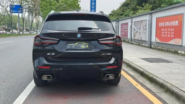 BMW X3 2022 xDrive25i M Conjunto deportivo exterior foto 8 BMW X3 2022 xDrive25i M Conjunto deportivo exterior foto 8