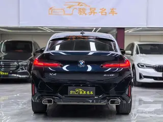 BMW X4 2022 xDrive 25i M Ensemble de sport extérieur photo 5 BMW X4 2022 xDrive 25i M Ensemble de sport extérieur photo 5