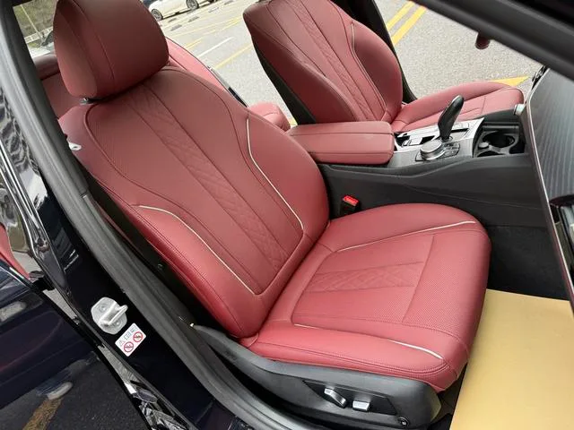 BMW 5 Series 2022 Reforma 530Li Líder M Conjunto deportivo exterior foto 10 BMW 5 Series 2022 Reforma 530Li Líder M Conjunto deportivo exterior foto 10