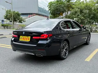 BMW 5 Series 2022 Reforma 530Li Líder M Conjunto deportivo interior foto 19 BMW 5 Series 2022 Reforma 530Li Líder M Conjunto deportivo interior foto 19