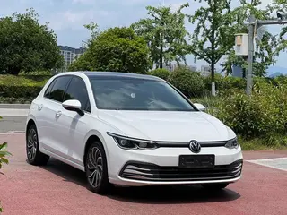 Volkswagen Golf 2021 280TSI DSG Pro exterior photo 2 Volkswagen Golf 2021 280TSI DSG Pro exterior photo 2