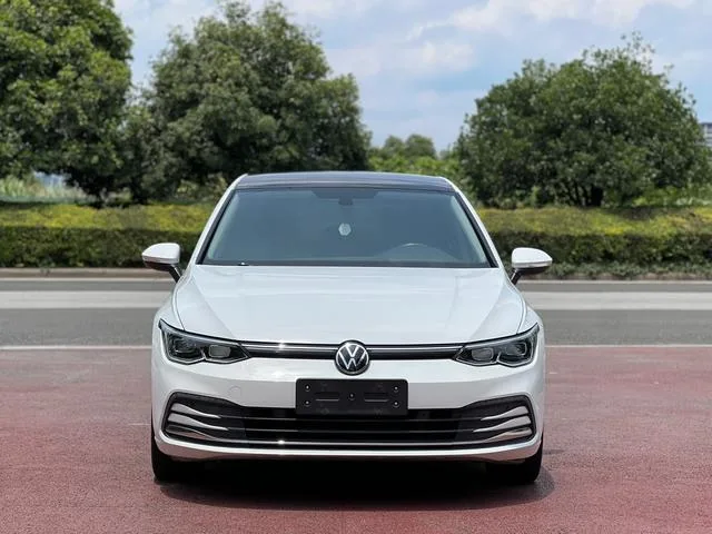 Volkswagen Golf 2021 280TSI DSG Pro exterior photo 3 Volkswagen Golf 2021 280TSI DSG Pro exterior photo 3